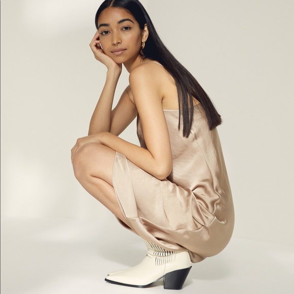 Aritzia Dresses & Skirts - Aritzia // Wilfred Free // Vivienne Slip Dress